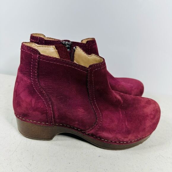 Excellent Dansko Barbara Bootie In Beautiful Wine Nubuck, Women’s Size 36-5-5,5 - Picture 2 of 8